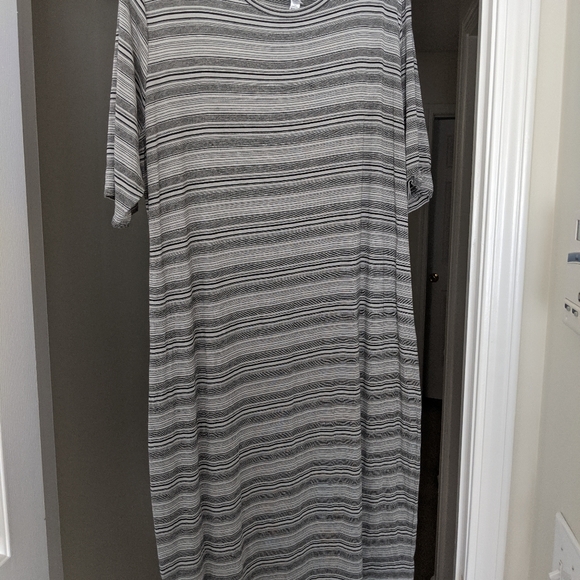 Lularoe Julia Dress - Picture 1 of 2
